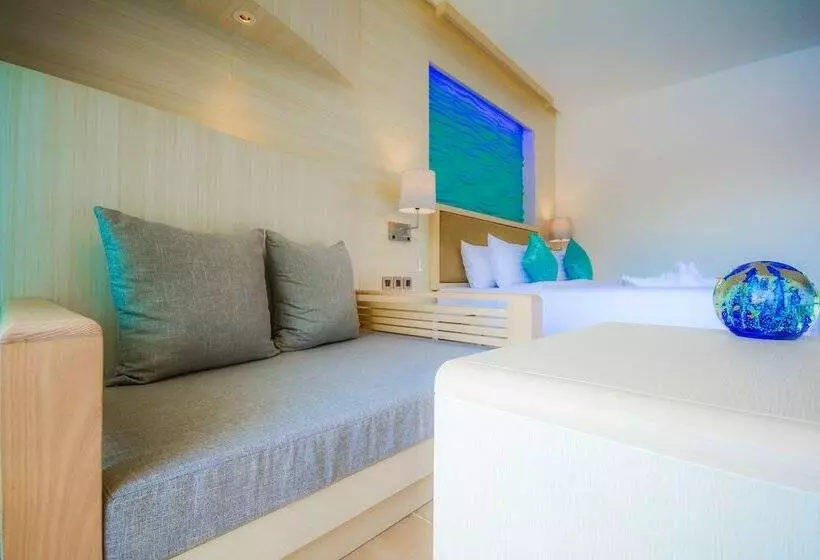 Superior-huone, Crystal Wild Resort Panwa Phuket