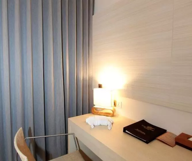 Premium-huone, Crystal Wild Resort Panwa Phuket