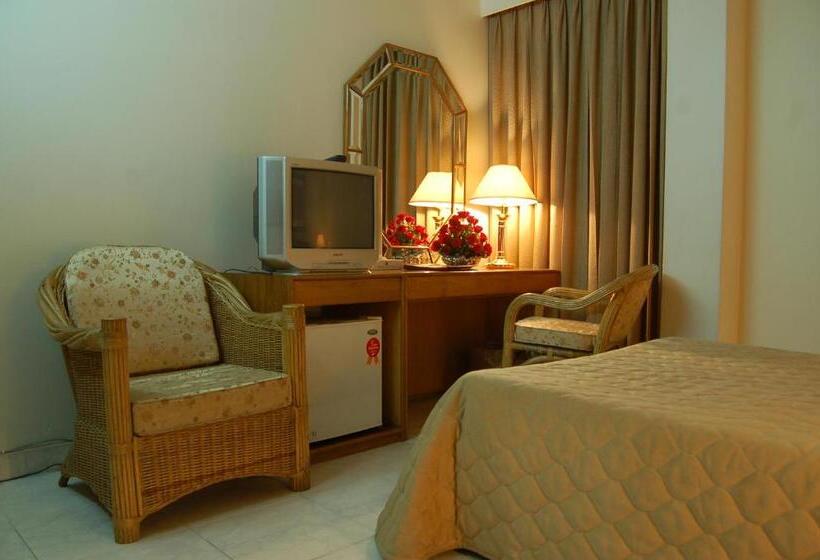 اتاق لوکس یک تخته, De Crystal Crown