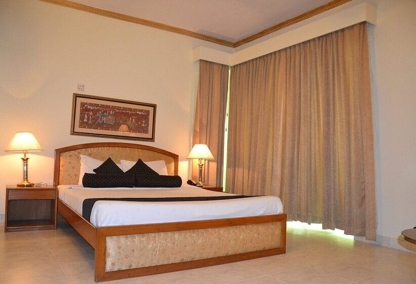 اتاق لوکس یک تخته, De Crystal Crown