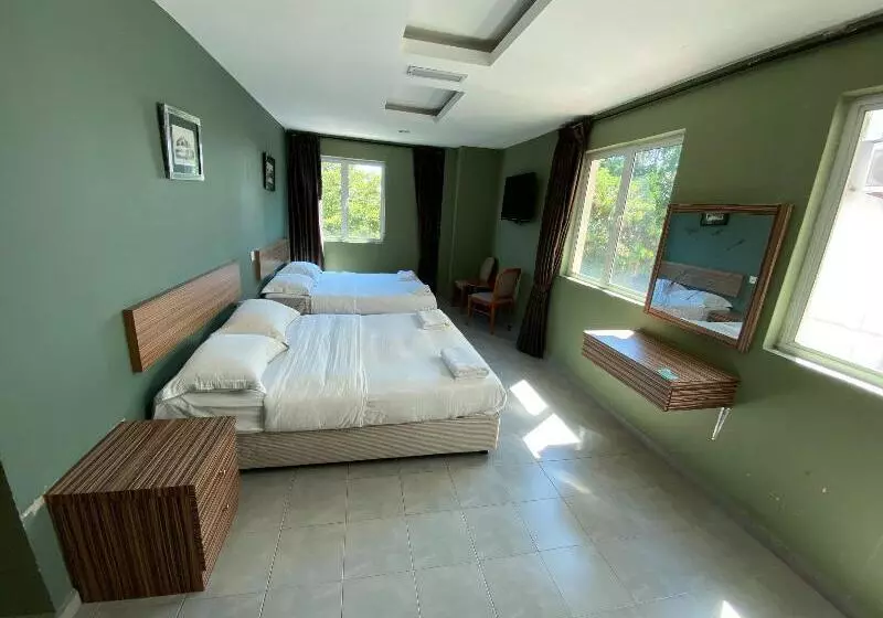 اتاق خانوادگی, De Mawardah Hotel, Taming Sari Tower Malacca