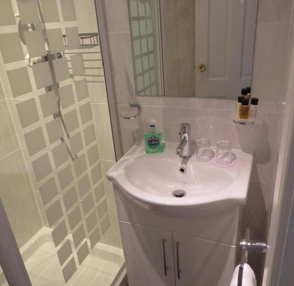 חדר סטנדרט נוף לגינה, Duthus Lodge Guest House