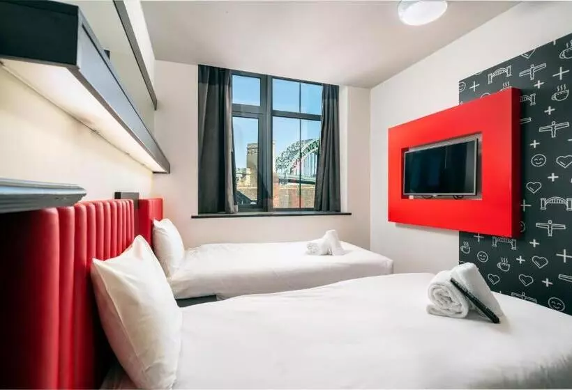 スタンダードルーム, Easyhotel Newcastle
