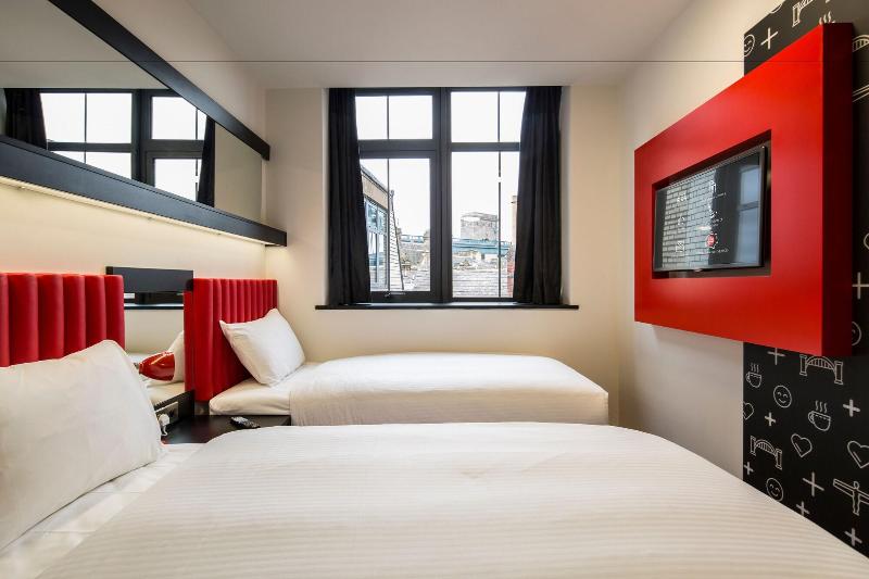 Номер Стандарт, Easyhotel Newcastle