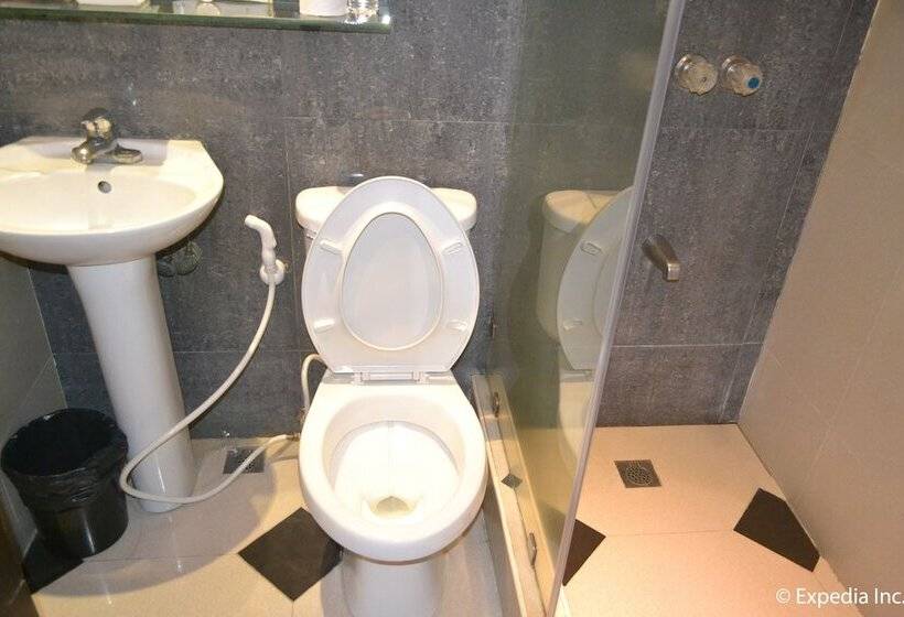 اتاق سوپریور, Fields Walking Street