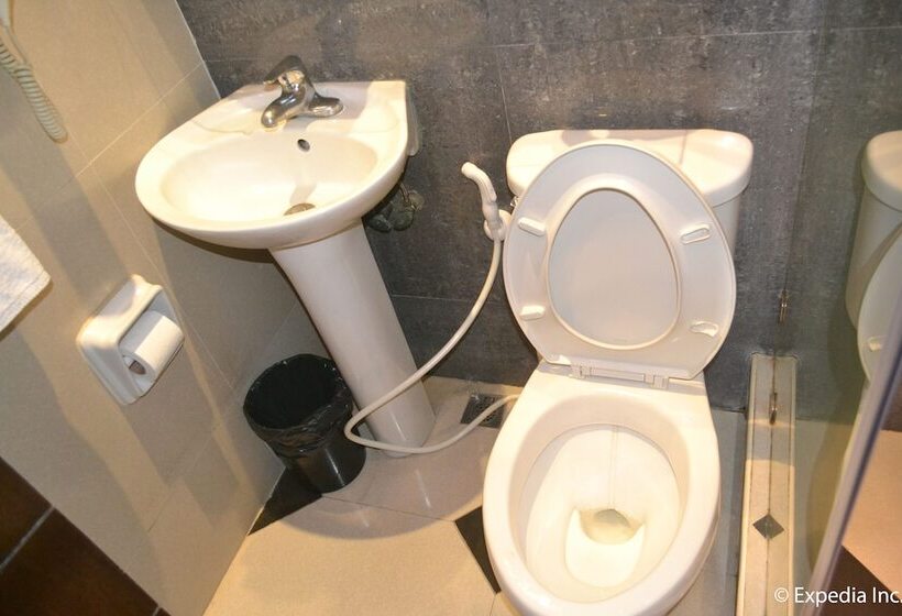 اتاق سوپریور, Fields Walking Street