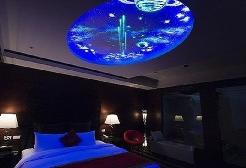 اتاق لوکس, Golden Hot Spring