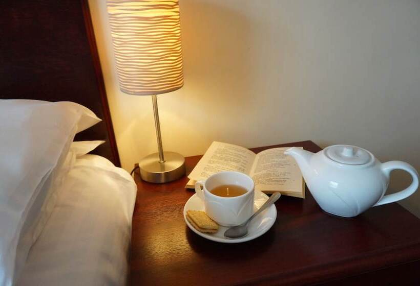 Номер Стандарт, Greyfriars Lodge Canterbury