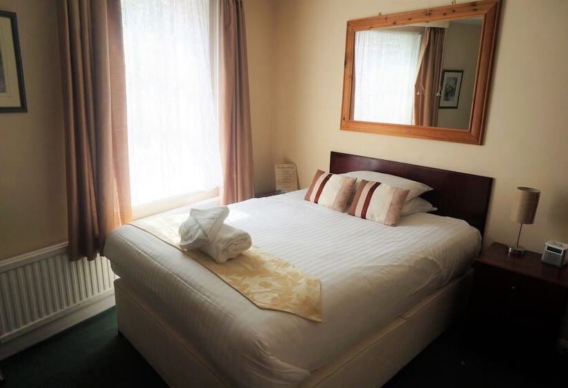 Номер Deluxe, Greyfriars Lodge Canterbury