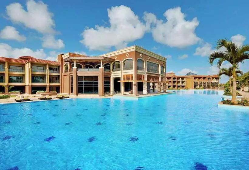 اتاق لوکس با تخت بزرگ, Hilton Alexandria King S Ranch