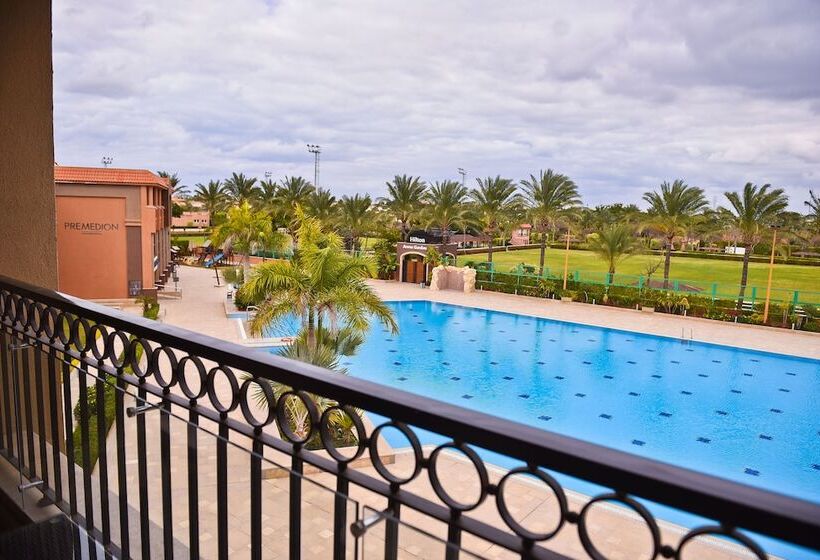 غرفة إدارية مطلة على حمام السباحة, Hilton Alexandria King S Ranch