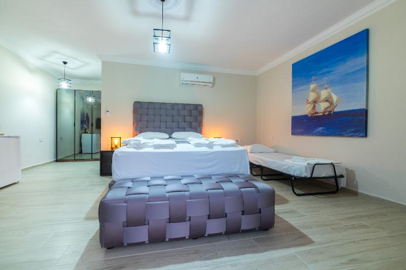 غرفة قياسية, La Bohème