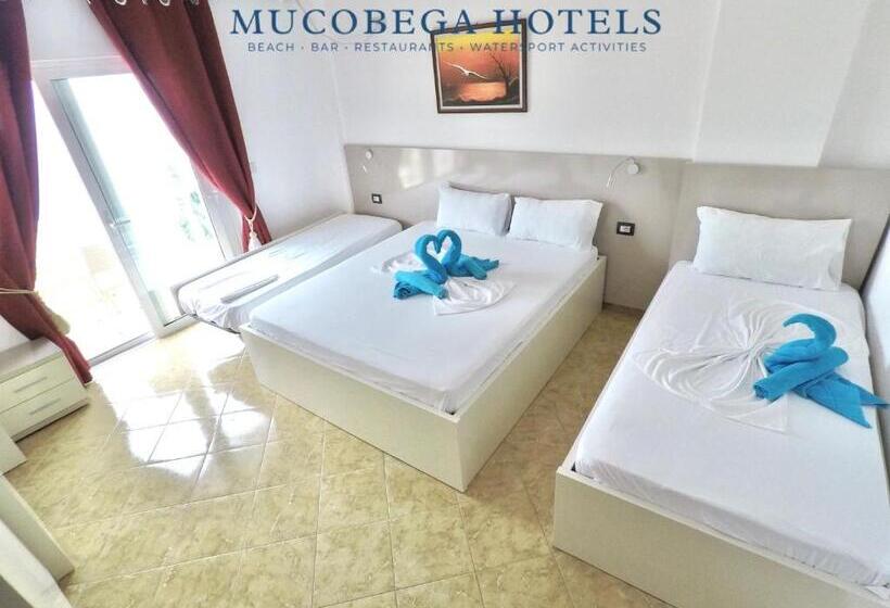 Habitació Quàdruple Estàndard amb Balconada, Mucobega