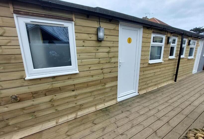 Family Room, Pensalda Guest House