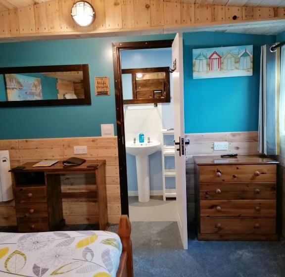 Family Room, Pensalda Guest House