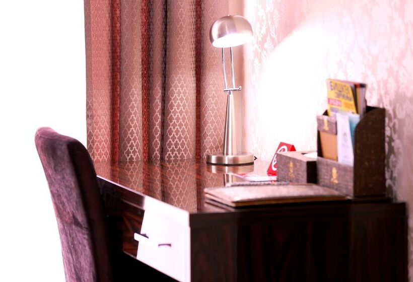 سوییت, Plaza Hotel Bishkek