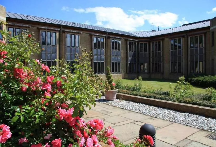 身障者適用スタンダードルーム, Canterbury Cathedral Lodge