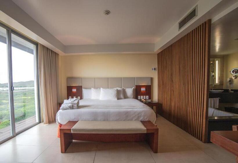 اتاق لوکس با تخت بزرگ, Sunsol Unik Luxury