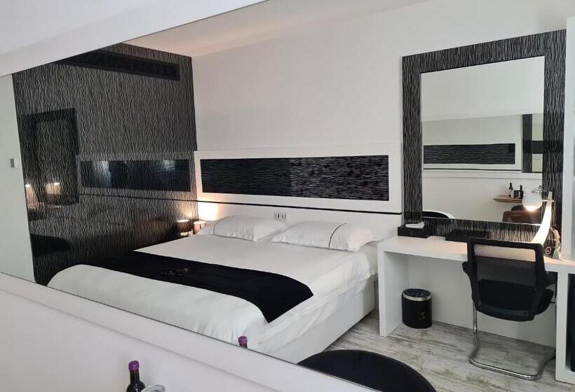 اتاق استاندارد با چشم‌انداز, The Ciao Stelio Deluxe Boutique Hotel   Adults Only