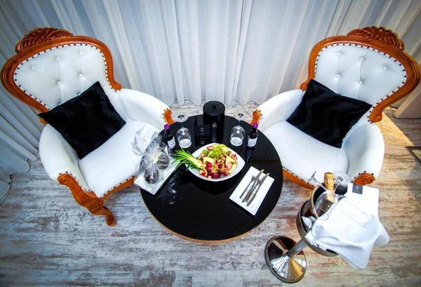 اتاق لوکس با چشم‌انداز دریا, The Ciao Stelio Deluxe Boutique Hotel   Adults Only