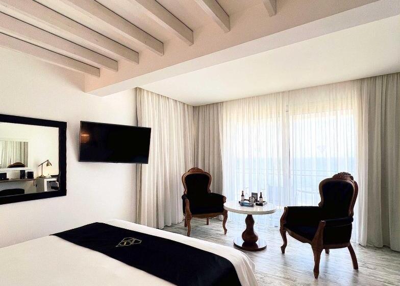 اتاق لوکس با چشم‌انداز دریا, The Ciao Stelio Deluxe Boutique Hotel   Adults Only