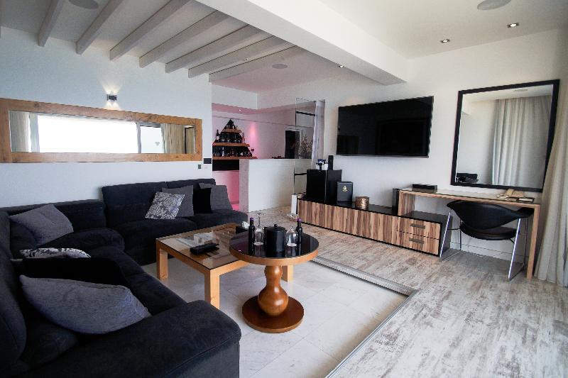 سوئیت اجرایی با چشم‌انداز دریا, The Ciao Stelio Deluxe Boutique Hotel   Adults Only