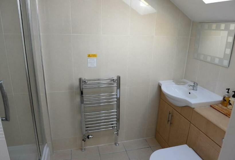 Camera Superiore Vista Mare, Tides Reach Guest House