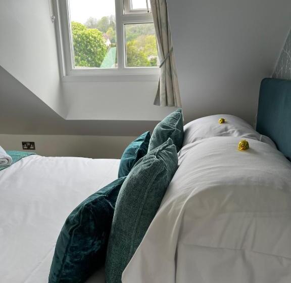 Camera Superiore Vista Mare, Tides Reach Guest House