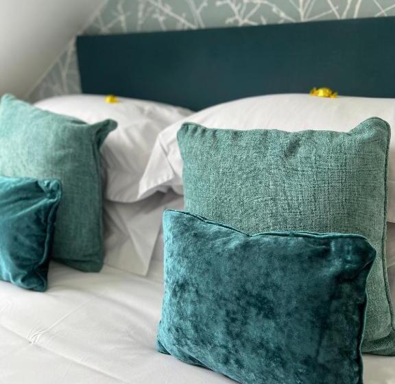 Camera Superiore Vista Mare, Tides Reach Guest House