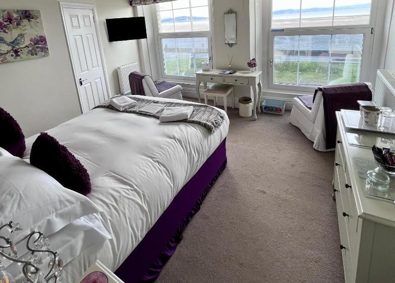 Camera Deluxe Vista Mare, Tides Reach Guest House