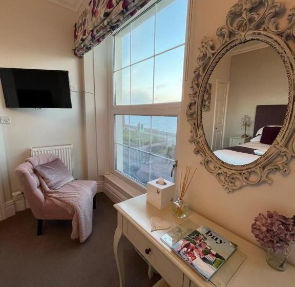 Camera Deluxe Vista Mare, Tides Reach Guest House