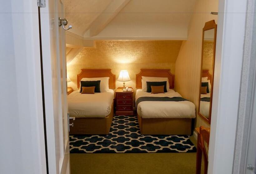 スタンダードトリプルルーム, Trivelles Belforte