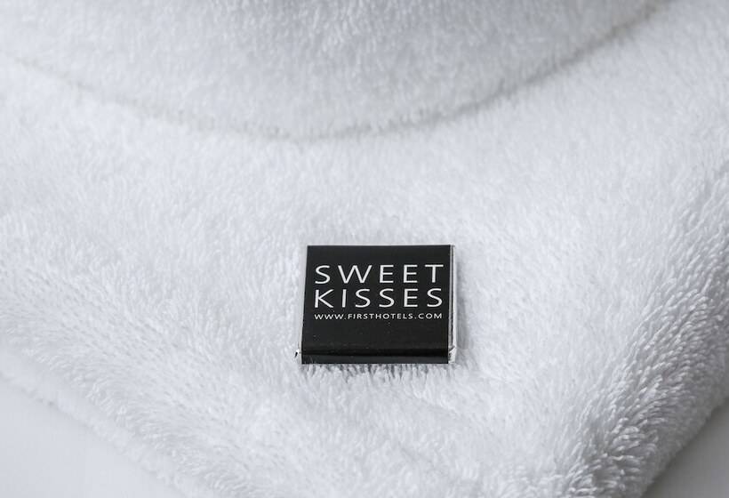 共用浴室的经济型房间, Vindeus