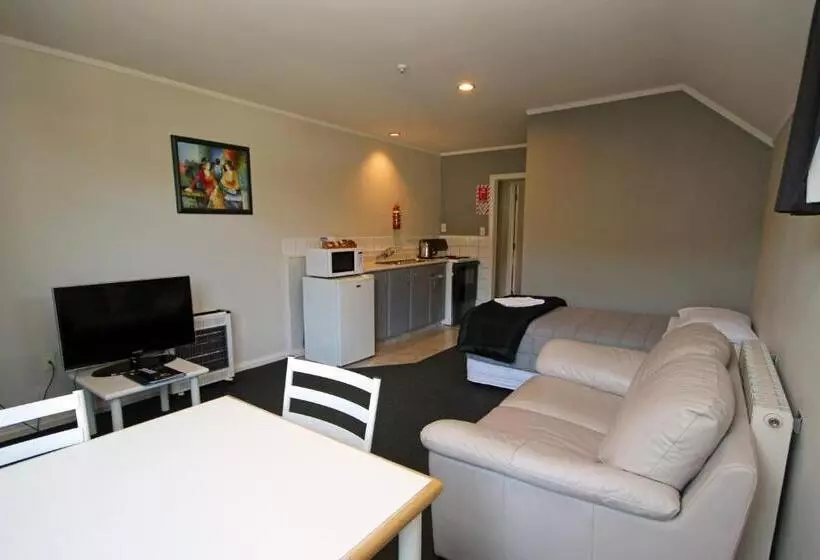 １ベッドルームアパートメント, Champers Motor Inn