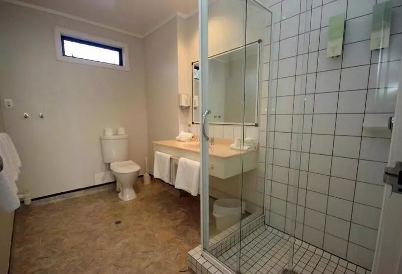 ２ベッドルームアパートメント, Champers Motor Inn