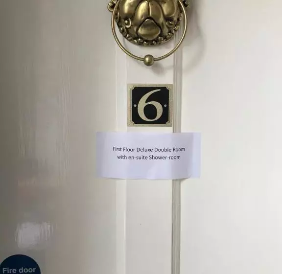 デラックスルーム, Seamore House
