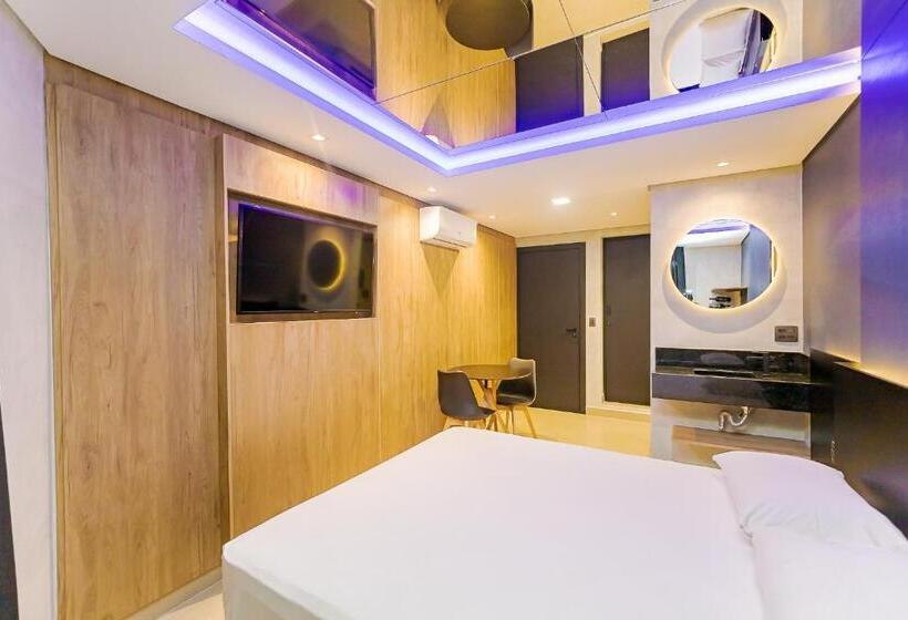 سوییت, Drops Express Motel Curitiba