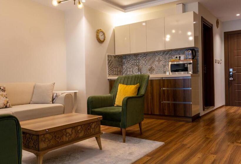 سوییت, Grand Luxury