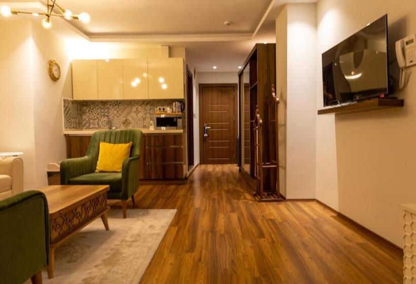 سوییت, Grand Luxury