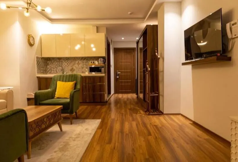 سوییت, Grand Luxury