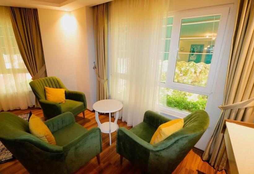 سوییت سوپریور, Grand Luxury