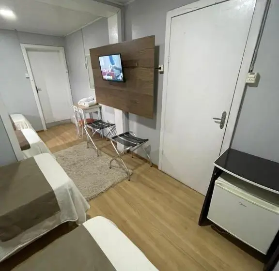 スタンダード4人部屋, Hospedar Flats & Residence