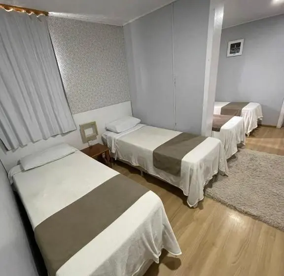 スタンダード4人部屋, Hospedar Flats & Residence