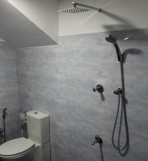 اتاق استاندارد, Riku Surf House Hiri