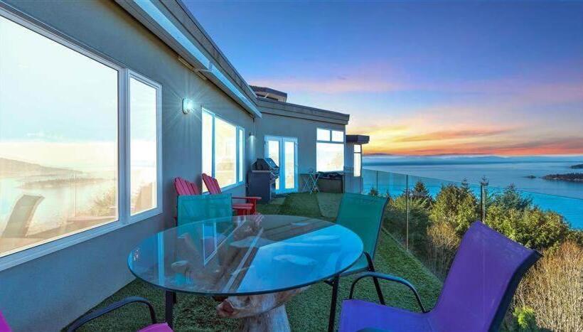 オーシャンビューデラックススイート, Vancouver Sea View Palace Inn