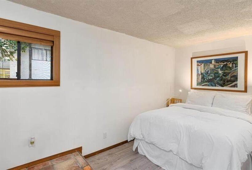 オーシャンビュースイート, Vancouver Sea View Palace Inn