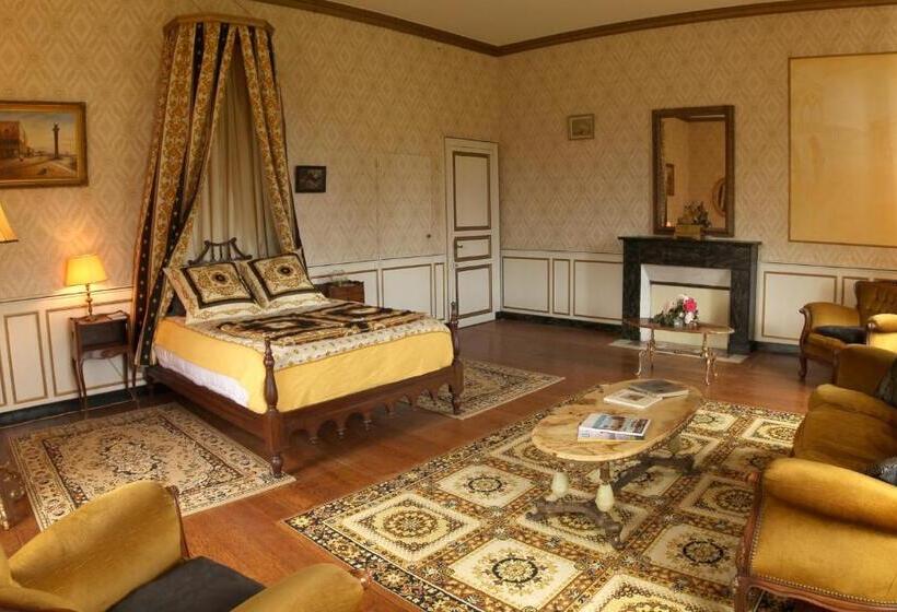 Полулюкс, Chateau Du Hallay