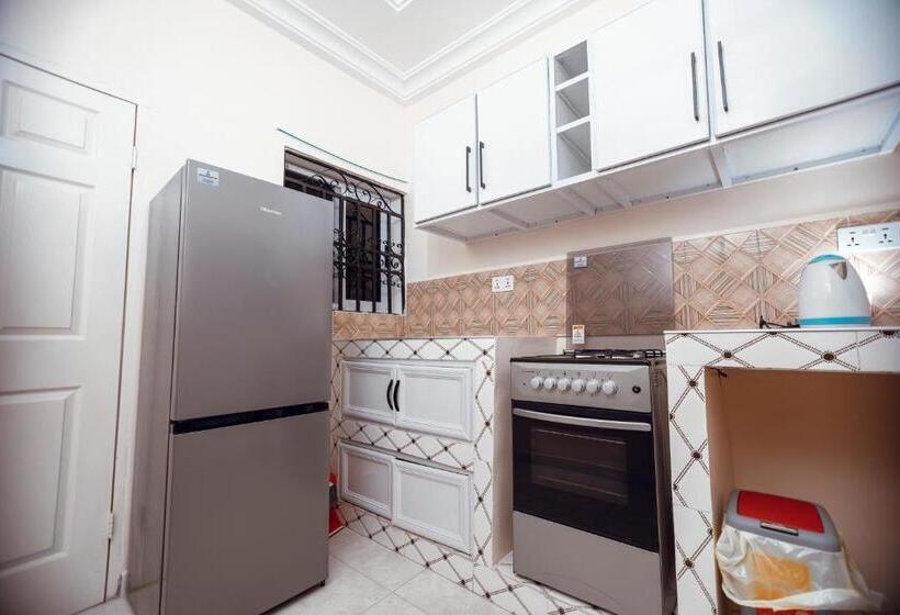 سوییت سوپریور, Bethel Suites