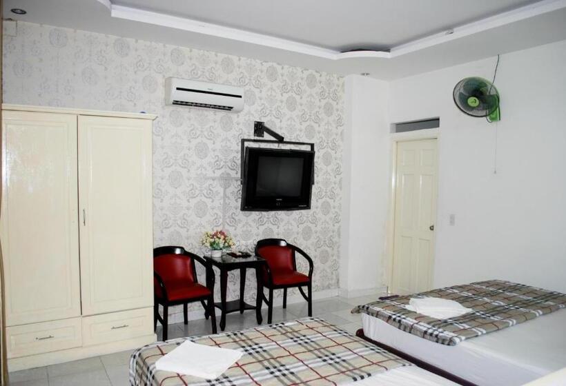 اتاق استاندارد با چشمانداز باغ, Lan Anh