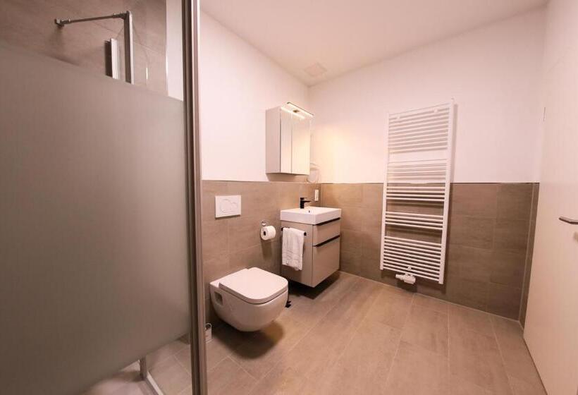 جناح عائلي, 247 Selfcheckin Pferdemarkt